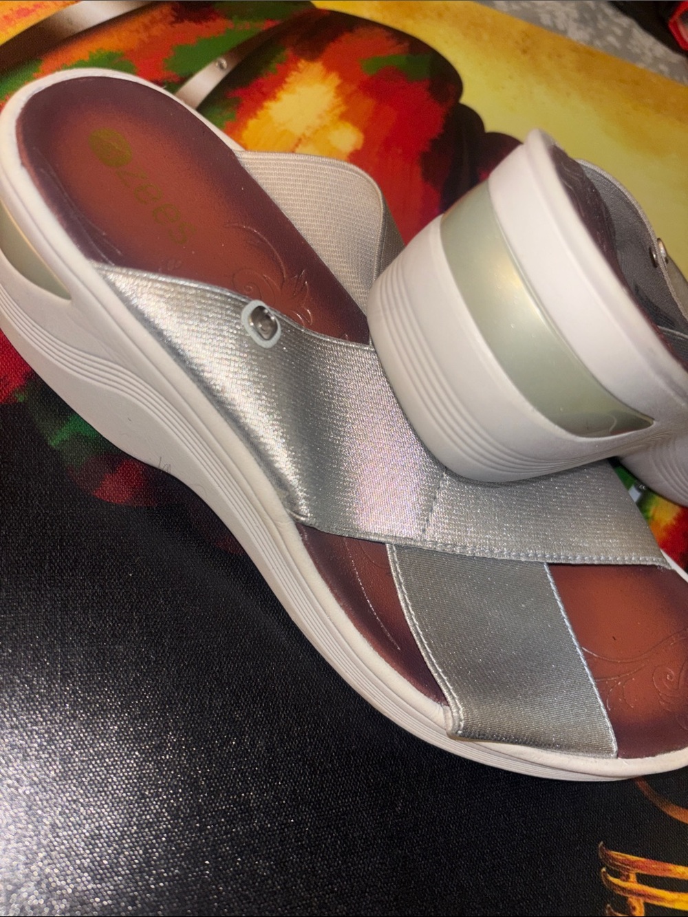 B Zees Sandals - Picture 2 of 4